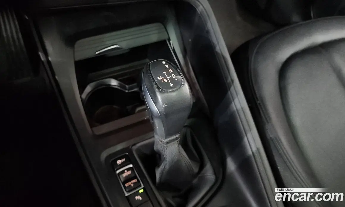 BMW X1 2016 2.0 автомат (гидро), фото 9 BMW X1 2016 2.0 автомат (гидро), фото 9