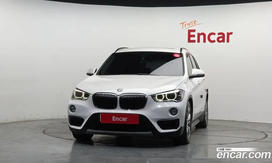 BMW X1 2016 2.0 автомат (гидро), фото 3