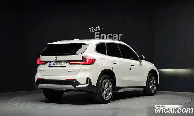BMW X1 2024 2.0 автомат (гидро), миниатюра 2