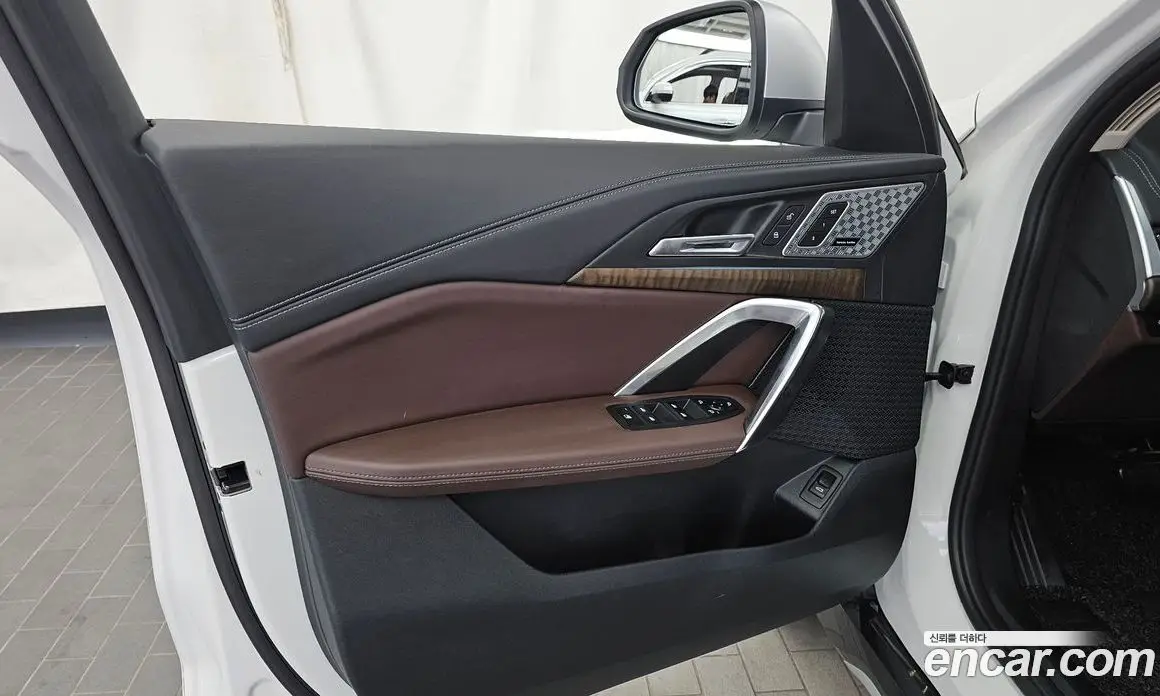 BMW X1 2024 2.0 автомат (гидро), фото 14