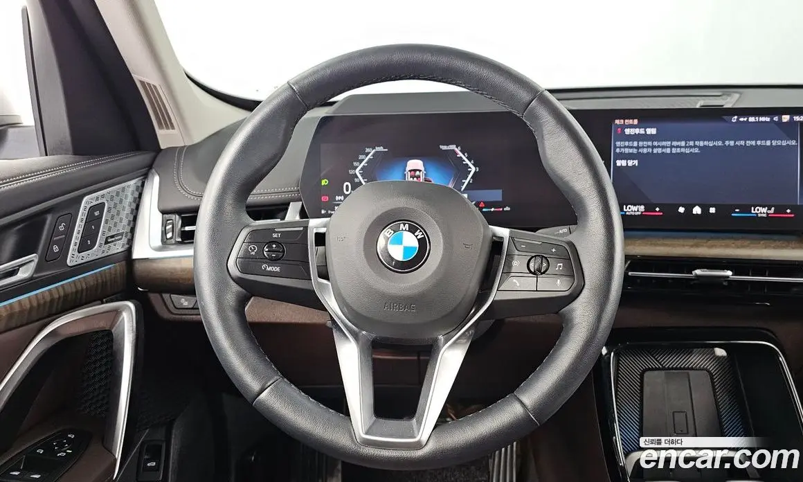 BMW X1 2024 2.0 автомат (гидро), фото 19