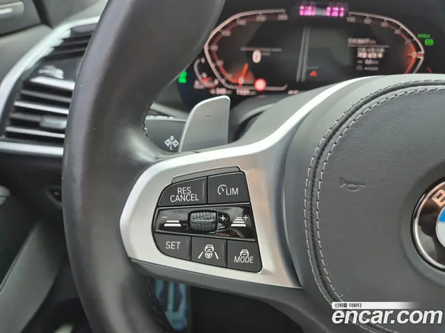 BMW X7 2021 3.0 автомат (гидро), миниатюра 12