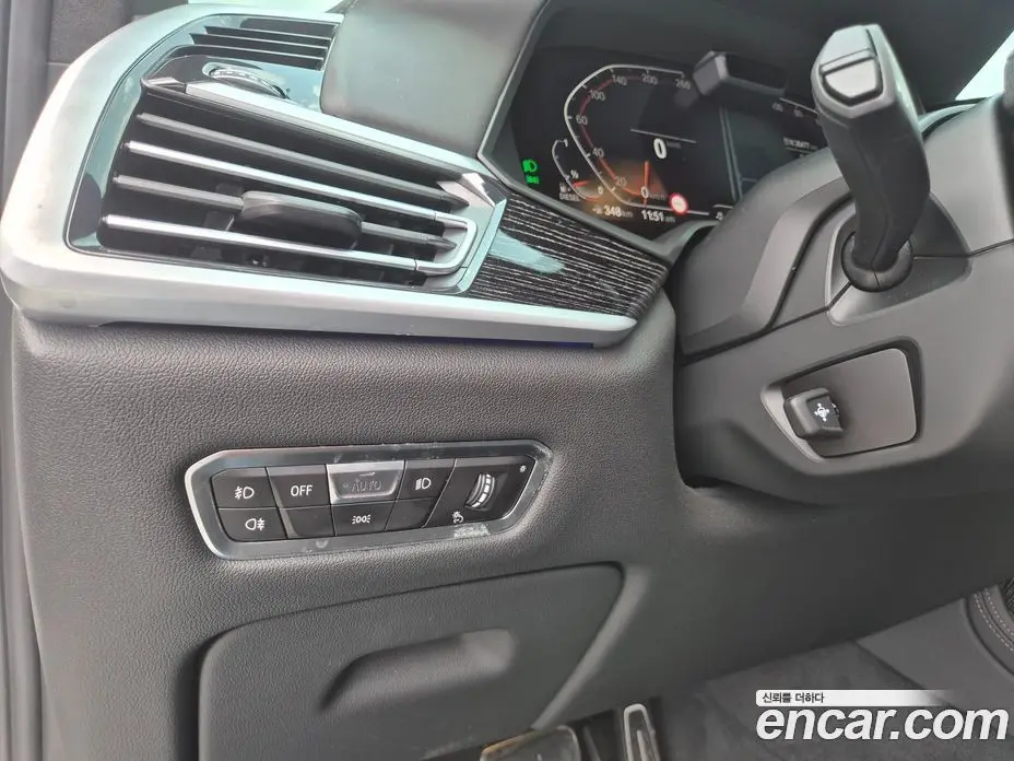 BMW X7 2021 3.0 автомат (гидро), фото 13