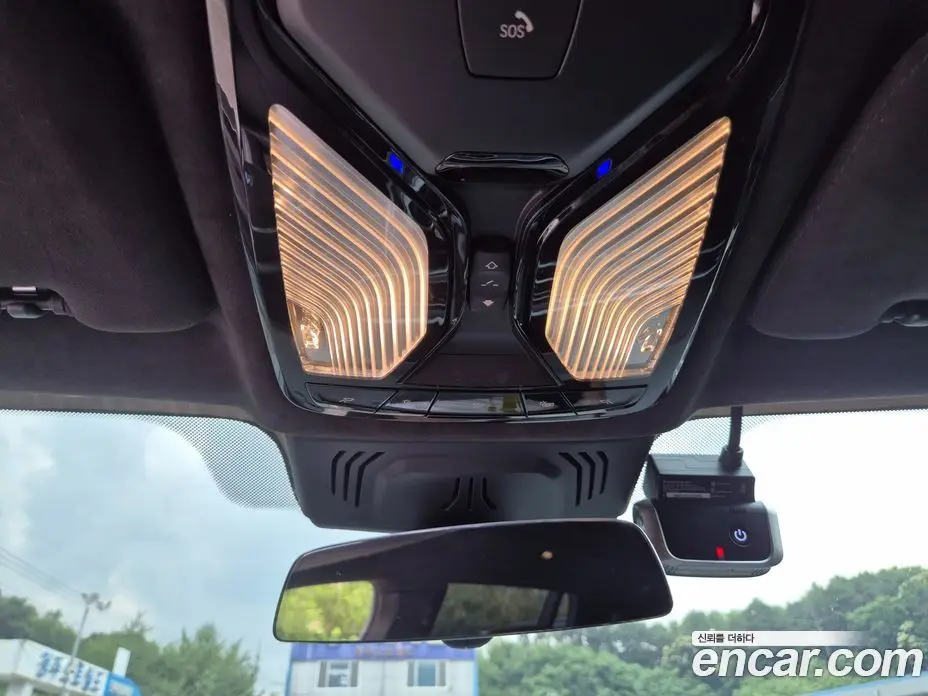 BMW X7 2021 3.0 автомат (гидро), фото 17