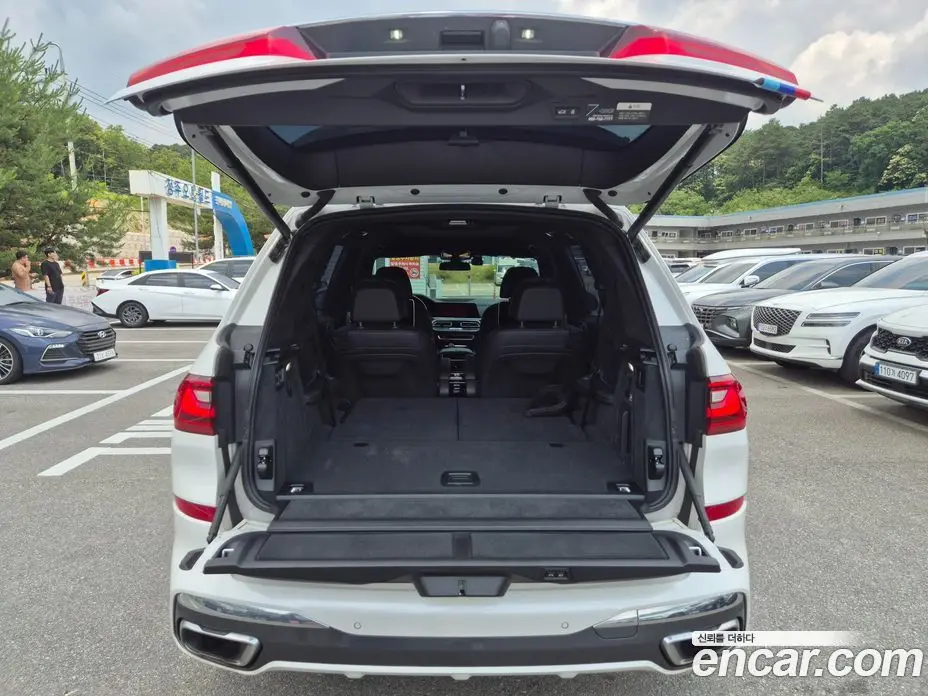 BMW X7 2021 3.0 автомат (гидро), фото 20