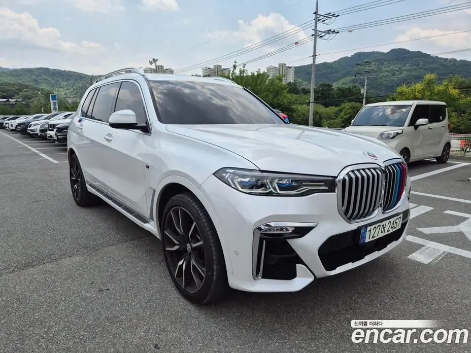 BMW X7 2021 3.0 автомат (гидро), фото 3