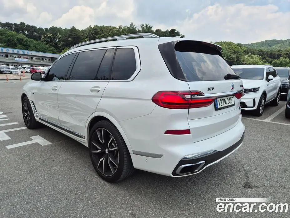 BMW X7 2021 3.0 автомат (гидро), фото 6