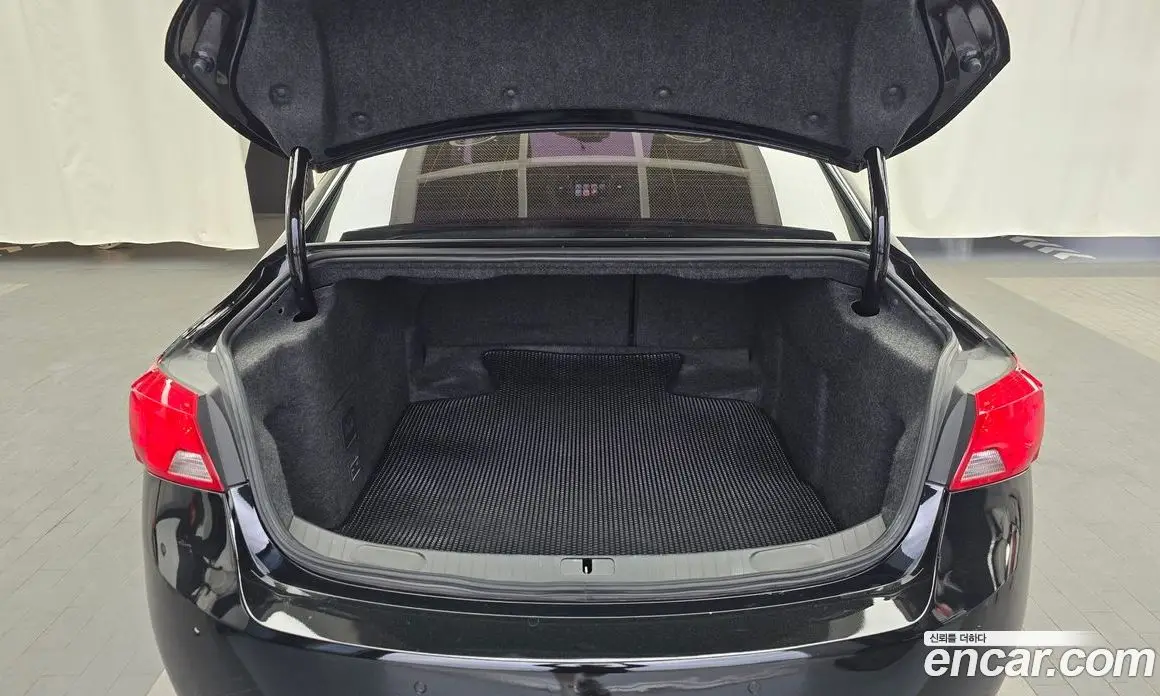 Chevrolet Impala 2016 2.5 автомат (гидро), фото 26