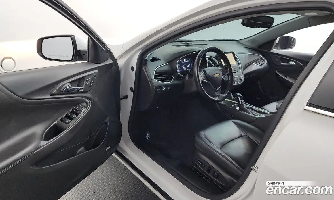 Chevrolet Malibu 2021 2.0 автомат (гидро), фото 13