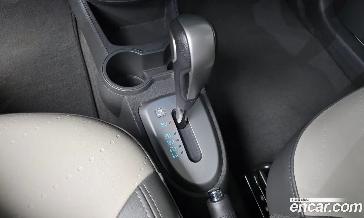 Chevrolet Spark 2014 1.0 автомат (гидро), фото 12 Chevrolet Spark 2014 1.0 автомат (гидро), фото 12