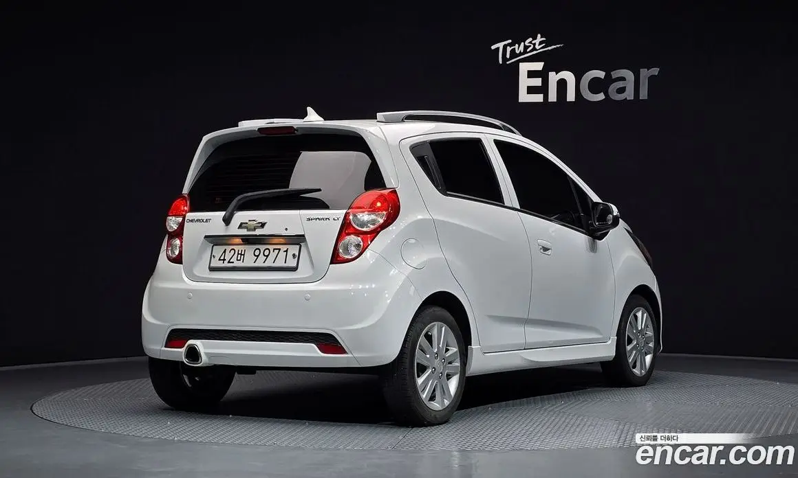 Chevrolet Spark 2014 1.0 автомат (гидро), фото 2 Chevrolet Spark 2014 1.0 автомат (гидро), фото 2