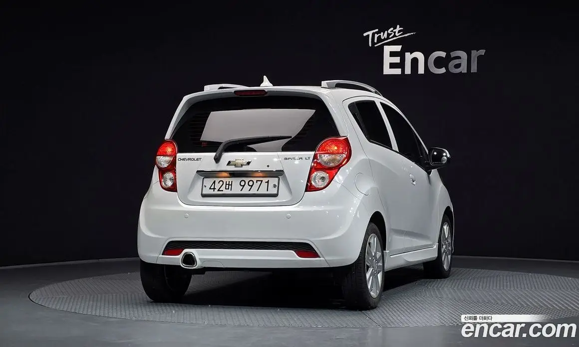 Chevrolet Spark 2014 1.0 автомат (гидро), фото 4 Chevrolet Spark 2014 1.0 автомат (гидро), фото 4