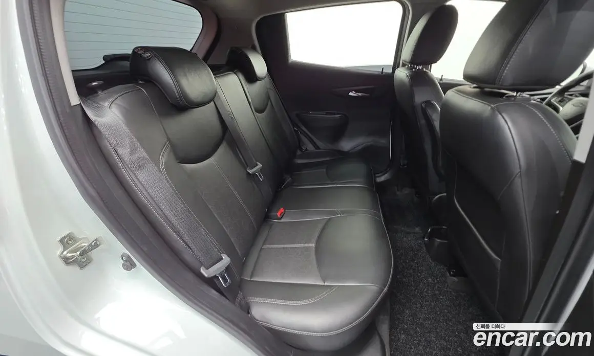Chevrolet Spark 2016 1.0 автомат (гидро), фото 19