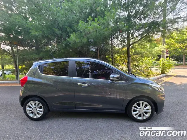 Chevrolet Spark 2018 1.0 автомат (гидро), миниатюра 4