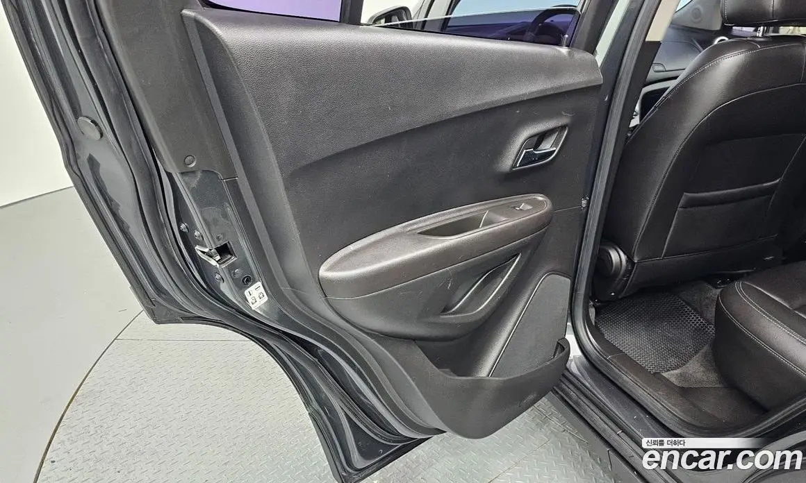 Chevrolet Trax 2015 1.6 автомат (гидро), фото 15