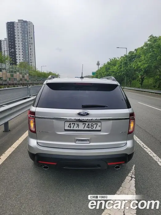 Ford Explorer 2014 3.5 автомат (гидро), миниатюра 3 Ford Explorer 2014 3.5 автомат (гидро), миниатюра 3