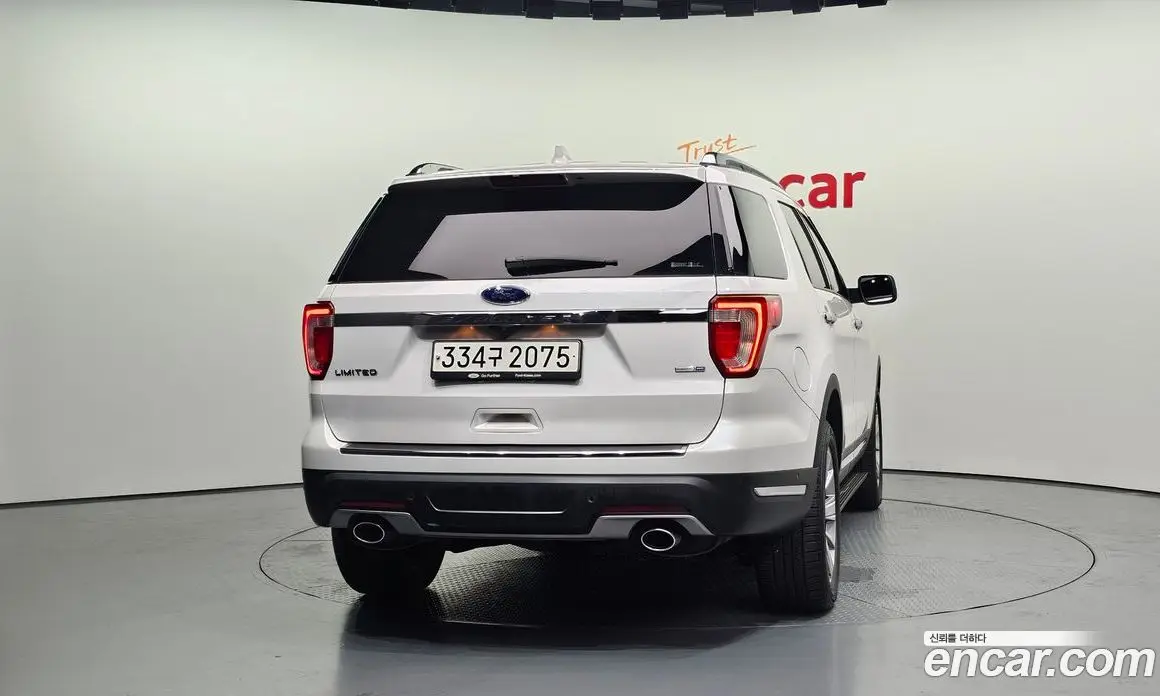 Ford Explorer 2019 2.3 автомат (гидро), фото 4 Ford Explorer 2019 2.3 автомат (гидро), фото 4