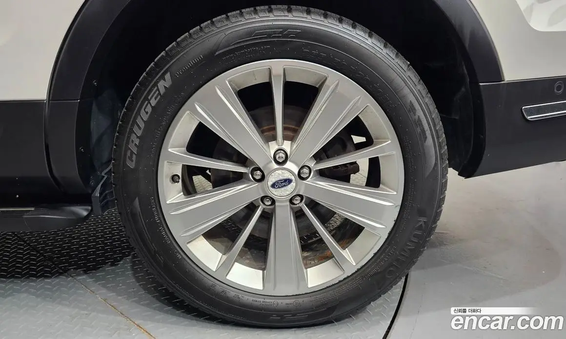 Ford Explorer 2019 2.3 автомат (гидро), фото 7 Ford Explorer 2019 2.3 автомат (гидро), фото 7