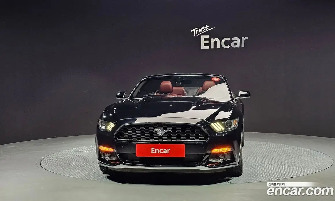 Ford Mustang 2017 2.3 автомат (гидро), фото 3