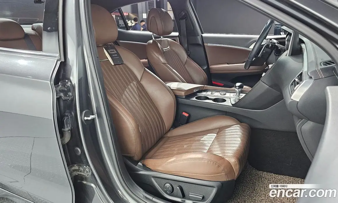 Genesis G70 2017 2.0 автомат (гидро), фото 16