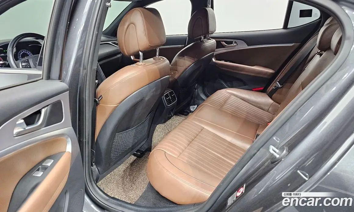 Genesis G70 2017 2.0 автомат (гидро), фото 17