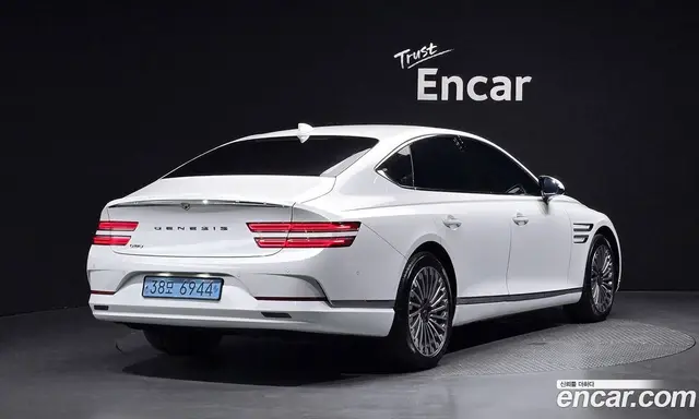 Genesis G80, 2023, 43 770 км