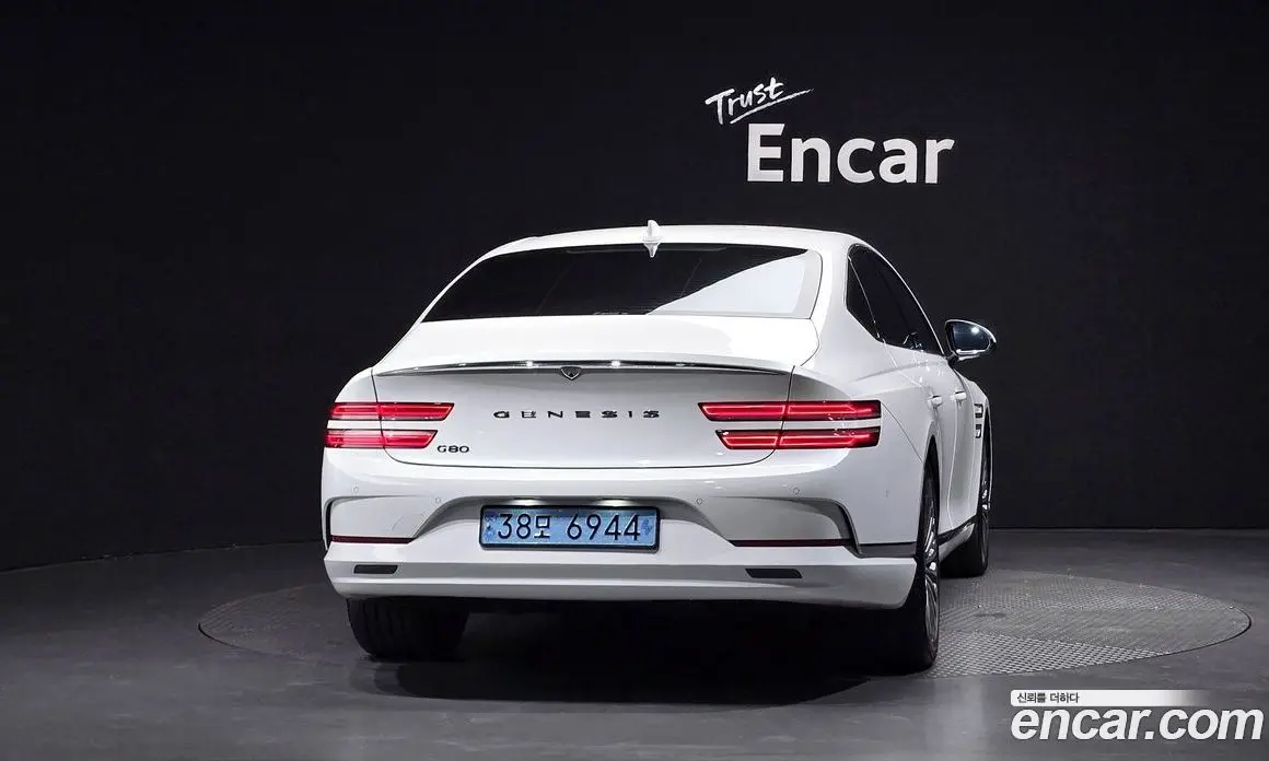 Genesis G80 2023 0.2 автомат (гидро), фото 3