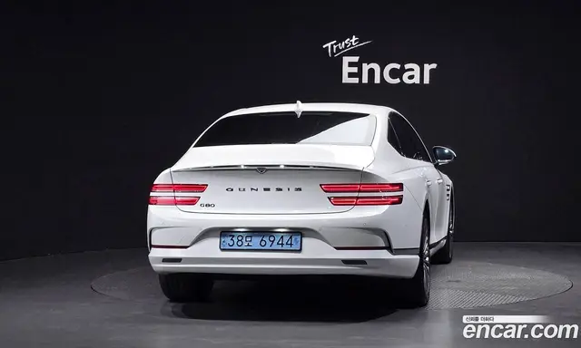 Genesis G80 2023 0.2 автомат (гидро), миниатюра 3