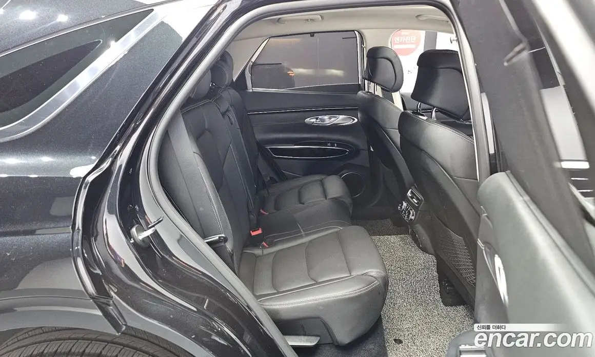 Genesis GV70 2023 2.5 автомат (гидро), фото 16 Genesis GV70 2023 2.5 автомат (гидро), фото 16