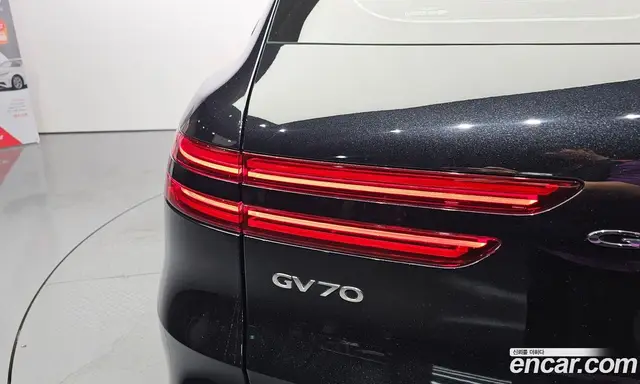 Genesis GV70 2023 2.5 автомат (гидро), миниатюра 9 Genesis GV70 2023 2.5 автомат (гидро), миниатюра 9