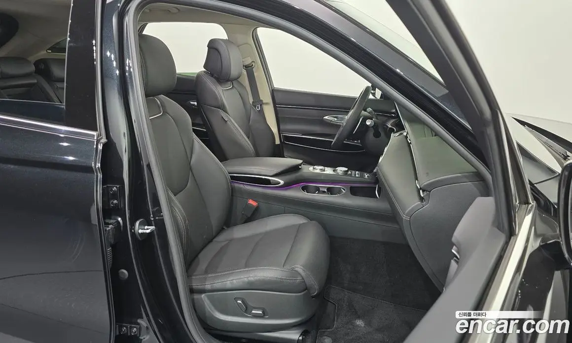 Genesis GV70 2023 2.2 автомат (гидро), фото 16
