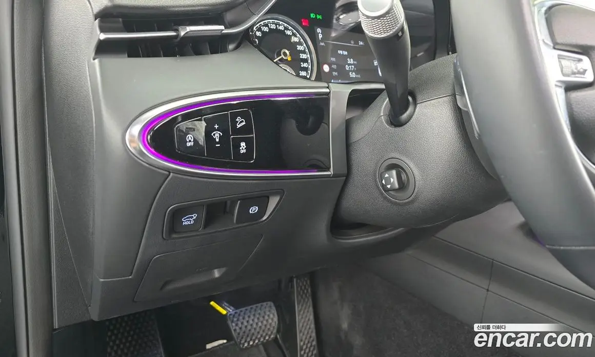 Genesis GV70 2023 2.2 автомат (гидро), фото 26
