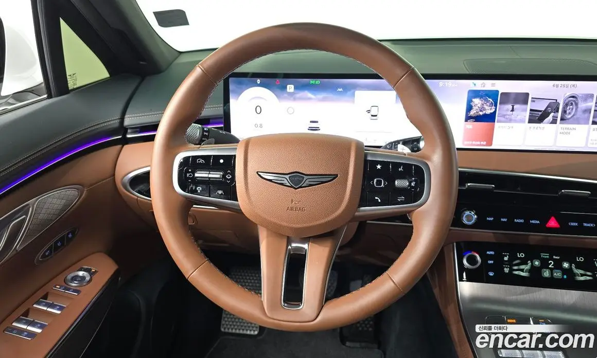 Genesis GV70 2026 2.5 автомат (гидро), фото 19 Genesis GV70 2026 2.5 автомат (гидро), фото 19
