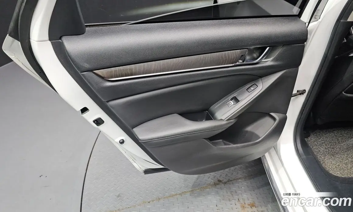 Honda Accord 2019 2.0 автомат (гидро), фото 15 Honda Accord 2019 2.0 автомат (гидро), фото 15