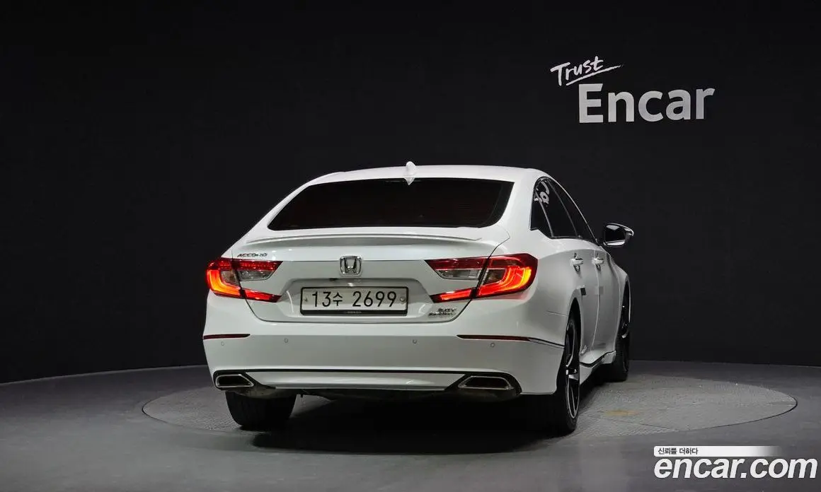 Honda Accord 2019 2.0 автомат (гидро), фото 4 Honda Accord 2019 2.0 автомат (гидро), фото 4