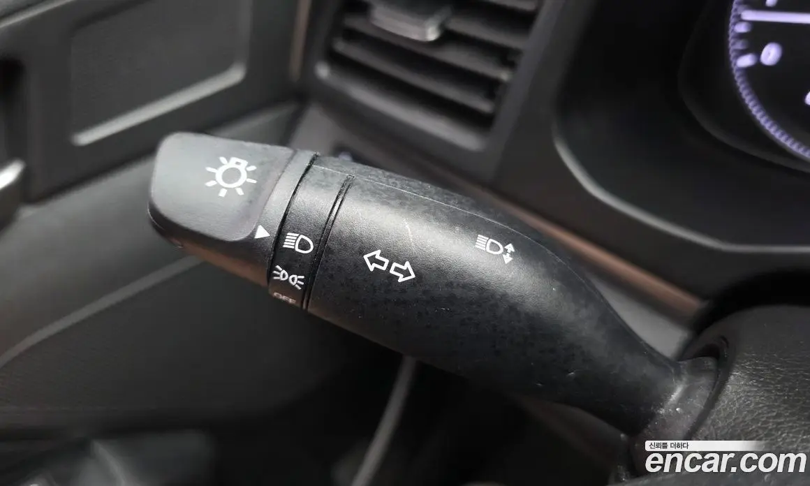 Hyundai Avante 2018 1.6 автомат (гидро), фото 16