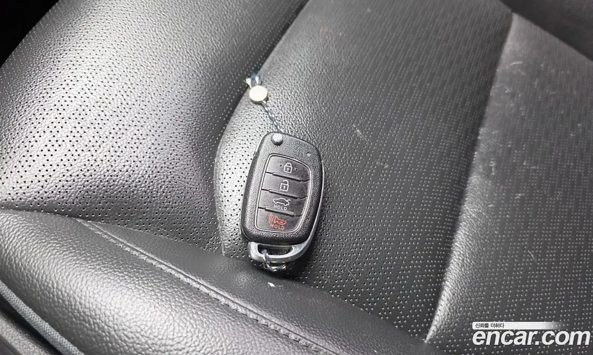 Hyundai Avante 2018 1.6 автомат (гидро), фото 27
