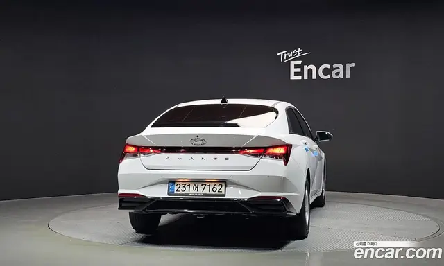 Hyundai Avante 2020 1.6 автомат (гидро), миниатюра 4