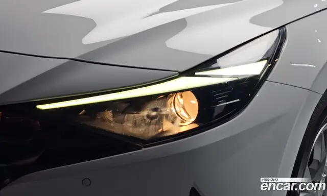 Hyundai Avante 2020 1.6 автомат (гидро), миниатюра 8