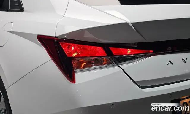 Hyundai Avante 2020 1.6 автомат (гидро), миниатюра 9