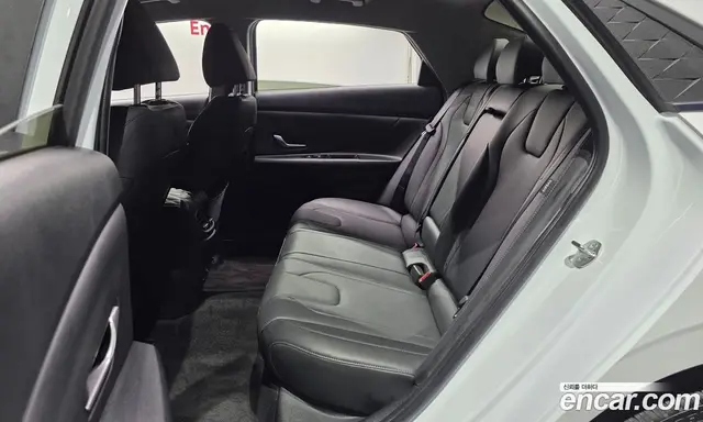 Hyundai Avante 2023 1.6 автомат (гидро), миниатюра 11