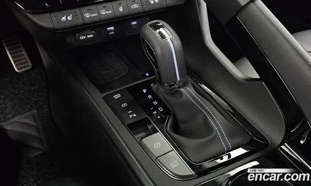 Hyundai Avante 2025 2.0 автомат (гидро), миниатюра 9