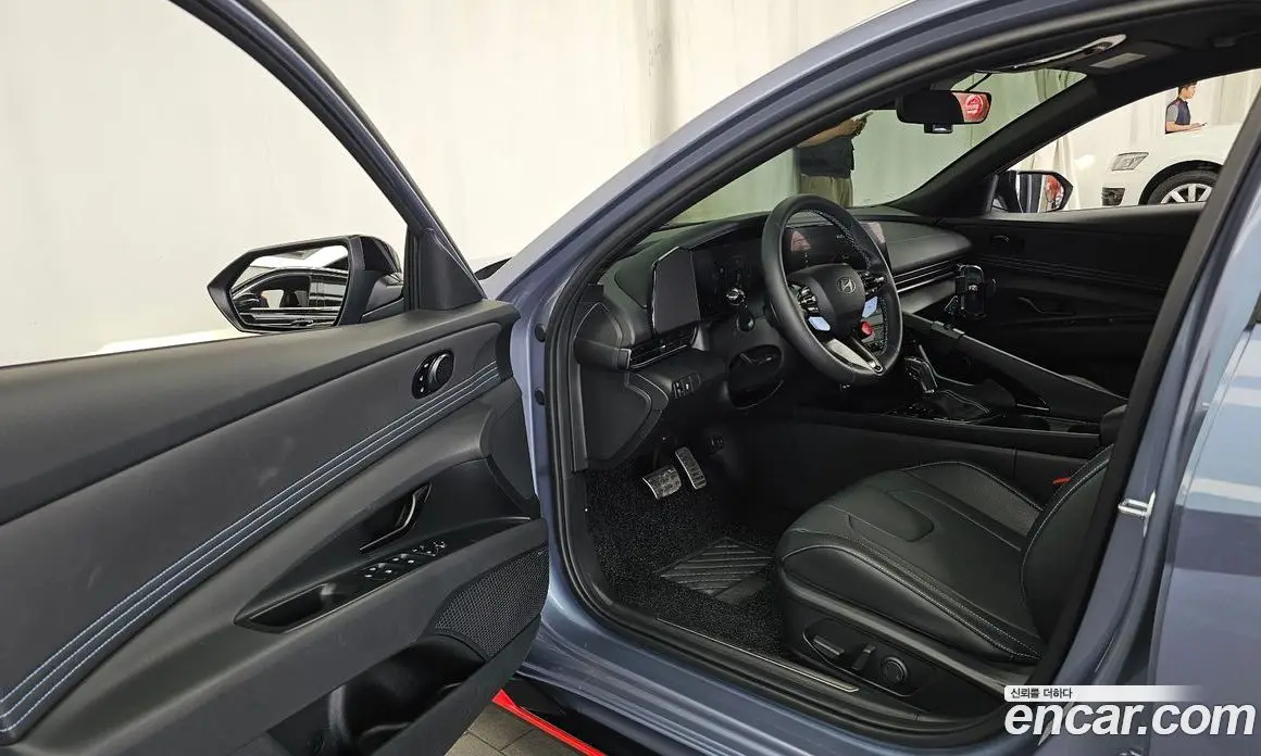 Hyundai Avante 2025 2.0 автомат (гидро), фото 10
