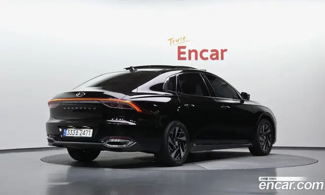 Hyundai Grandeur 2020 2.4 автомат (гидро), миниатюра 2