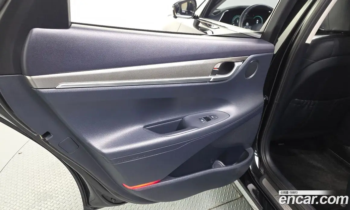Hyundai Grandeur 2020 2.4 автомат (гидро), фото 15