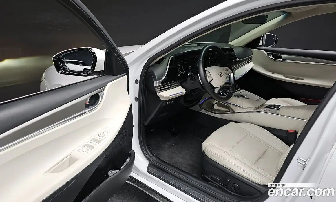 Hyundai Grandeur 2021 2.4 автомат (гидро), фото 11