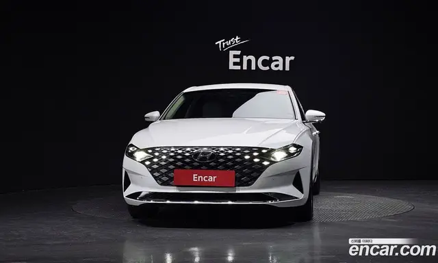 Hyundai Grandeur 2021 2.4 автомат (гидро), миниатюра 3