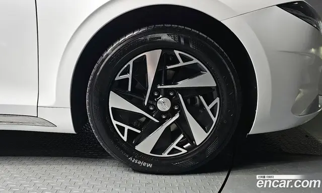 Hyundai Grandeur 2021 2.4 автомат (гидро), миниатюра 5