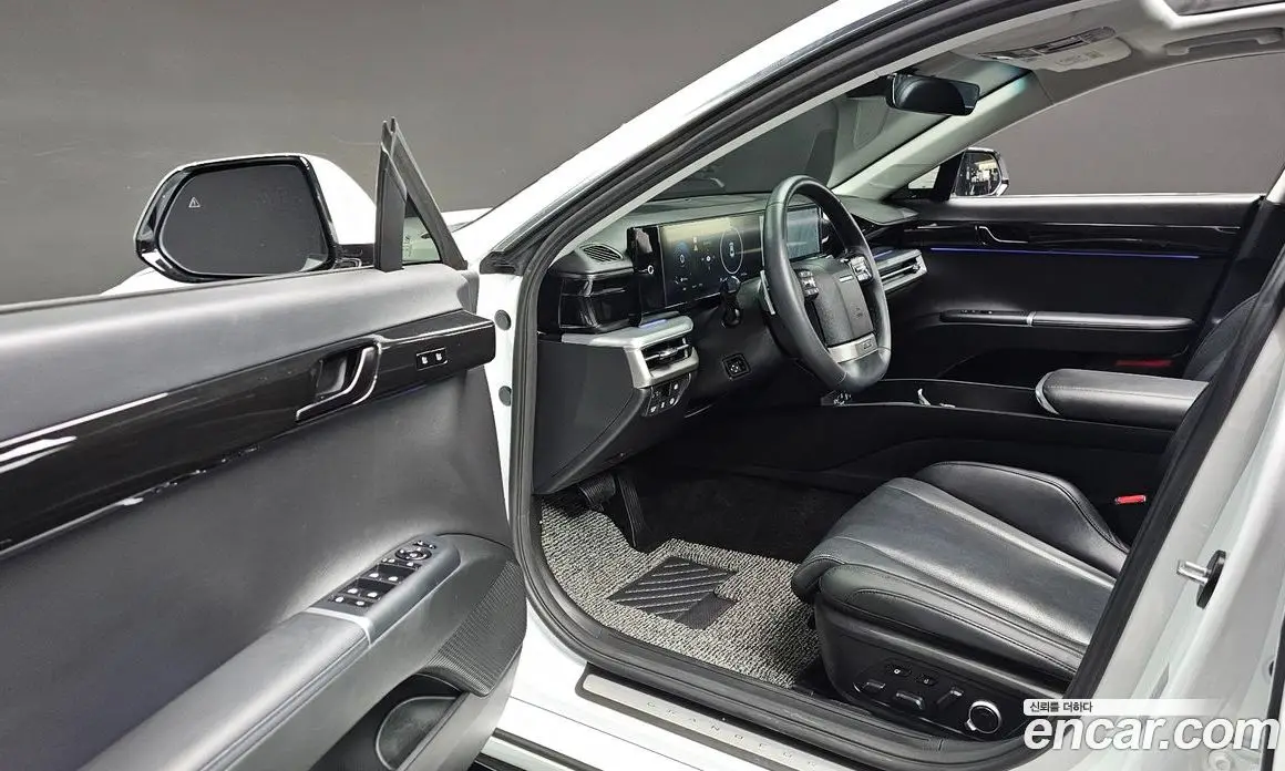 Hyundai Grandeur 2023 1.6 автомат (гидро), фото 11