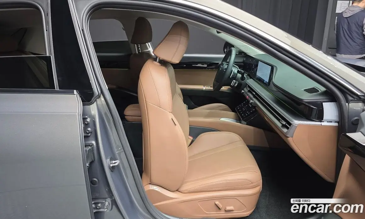 Hyundai Grandeur 2024 2.5 автомат (гидро), фото 12